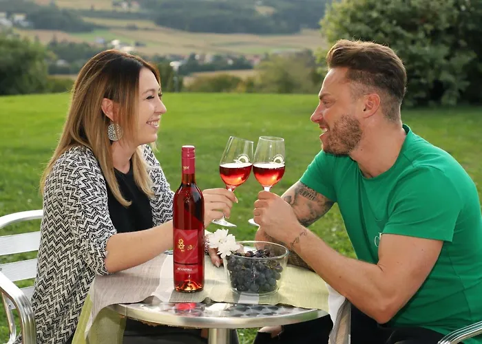 Sonntagsberg Hof Familie Fiedler بيت ضيافة باد والترزدورف